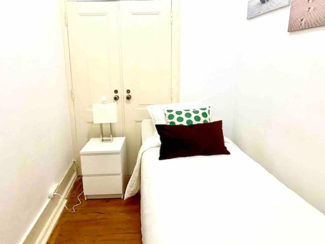 Romantic Chiado 7 -Private Small Single Room With No Outside Window Lisboa 外观 照片